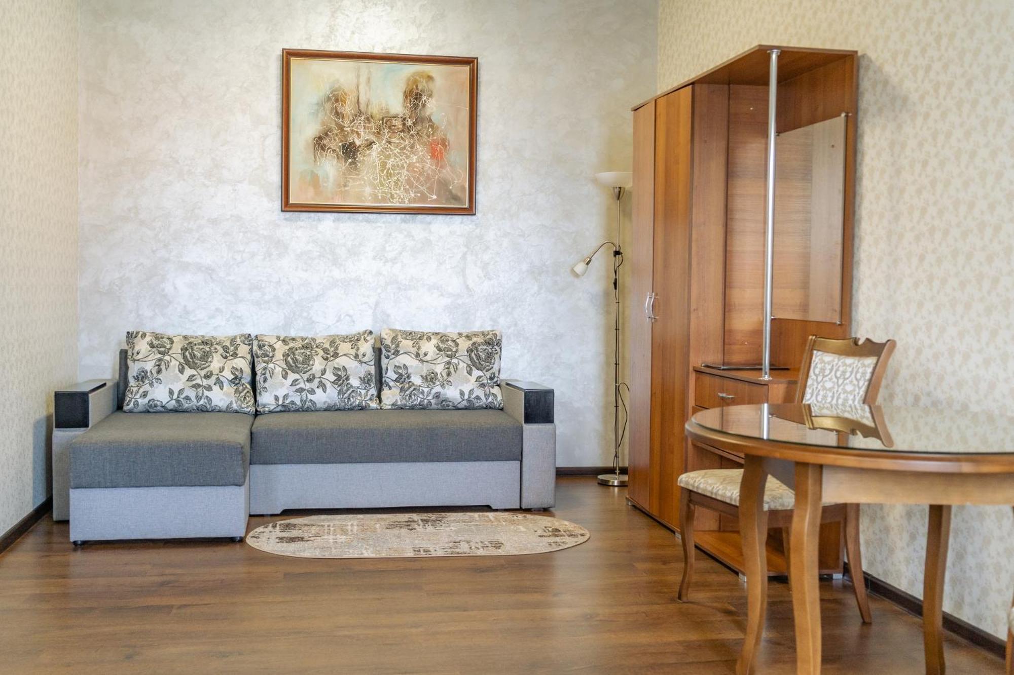 Hotel Lubych Brody Exterior photo