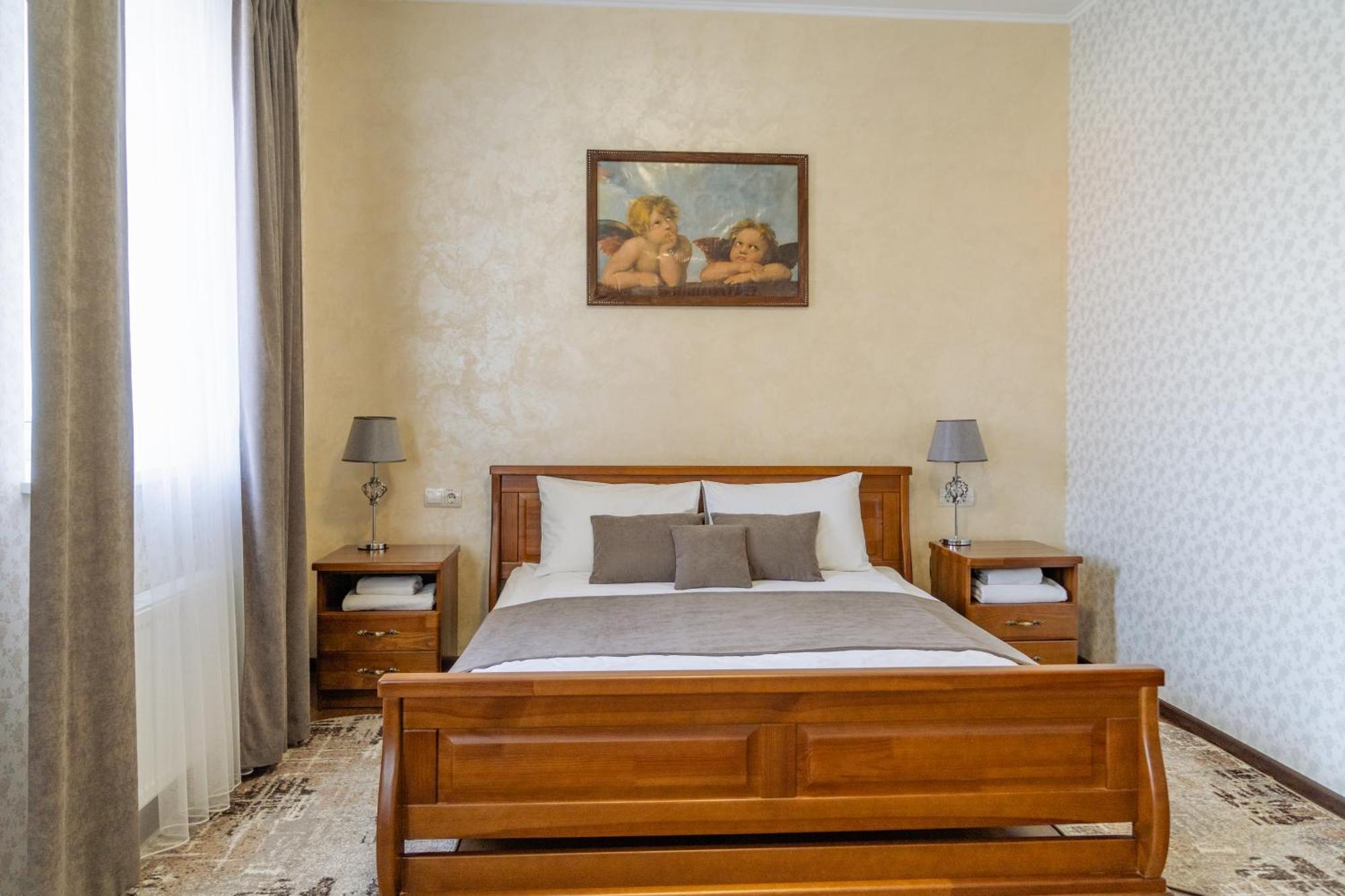Hotel Lubych Brody Exterior photo