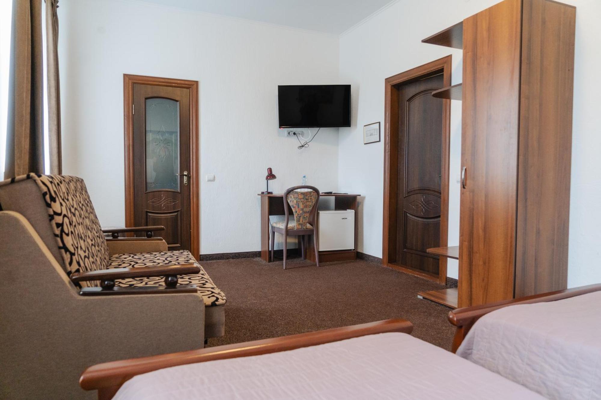 Hotel Lubych Brody Exterior photo