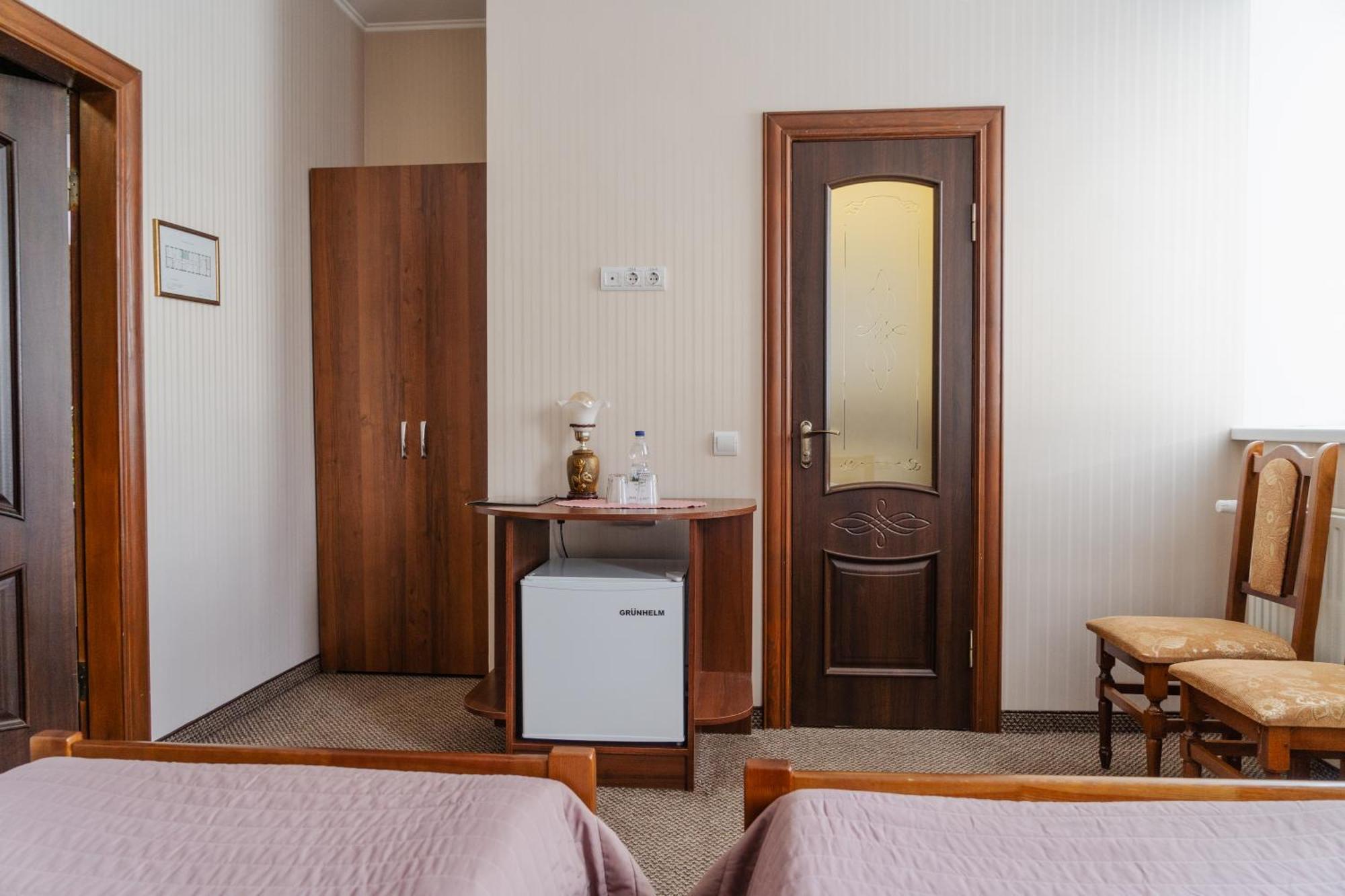 Hotel Lubych Brody Exterior photo