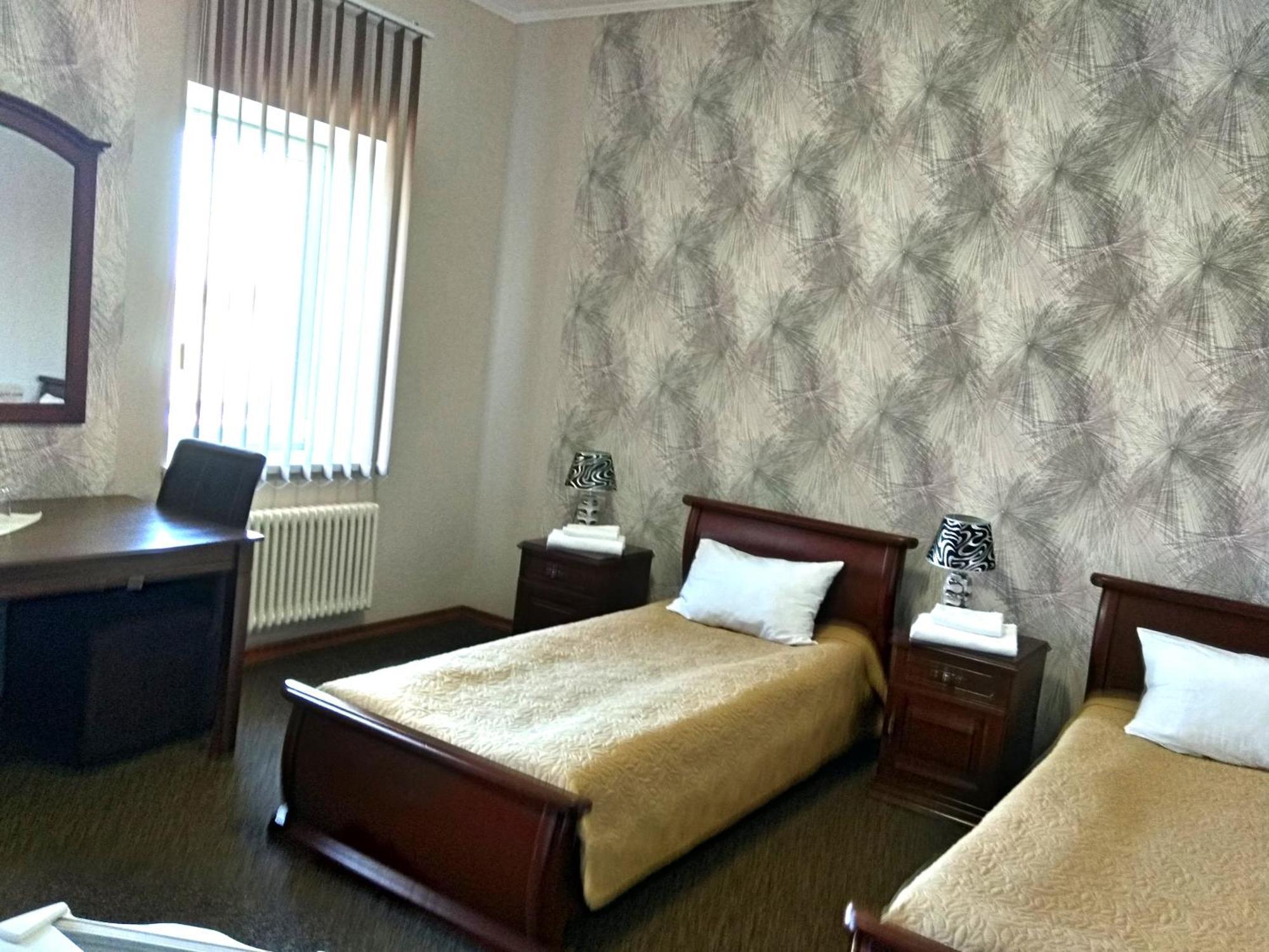 Hotel Lubych Brody Exterior photo